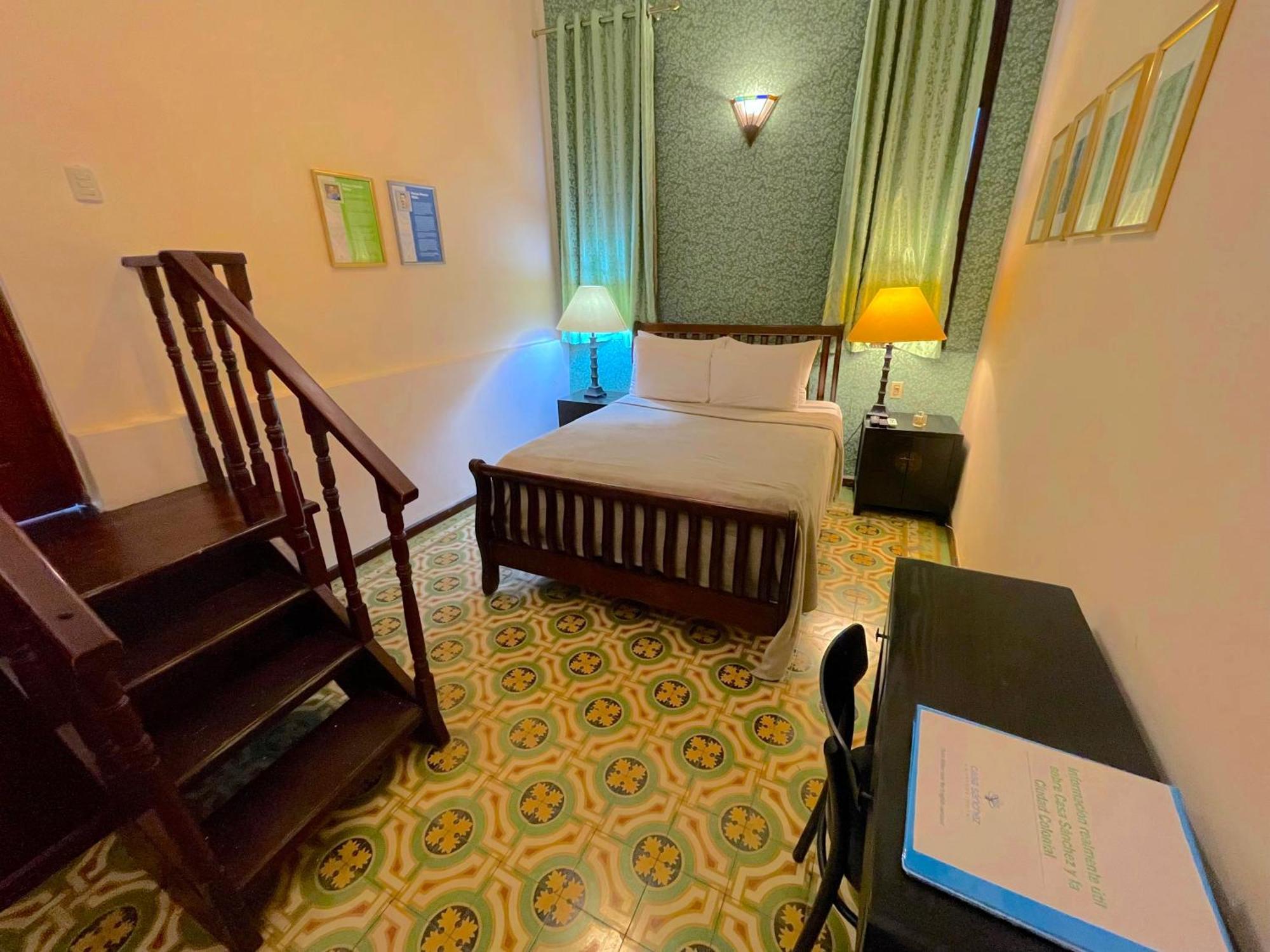 Hotel Boutique Casa Sanchez (Adults Only) Santo Domingo Bilik gambar